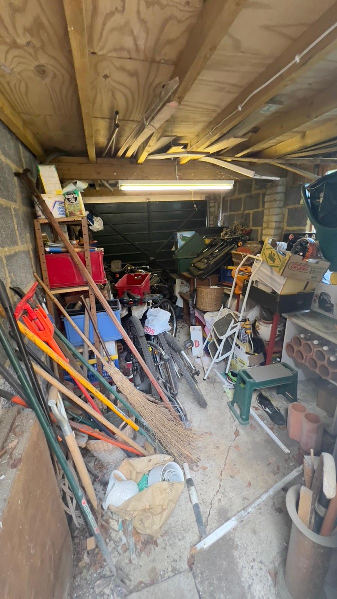 Dagenham house clearance