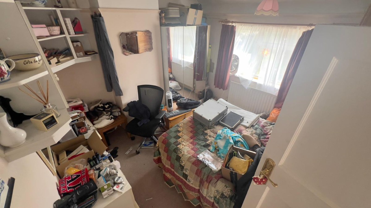Dagenham house clearance